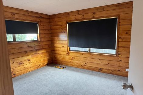 Photo of property in 49 Norcross Avenue, Henderson, Auckland, 0612