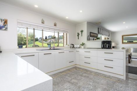 Photo of property in 35 Terry Smyth Drive, Kumeu, 0892