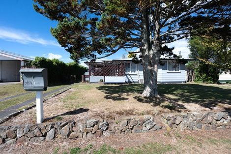 Photo of property in 15 Kereru Street, Tokoroa, 3420