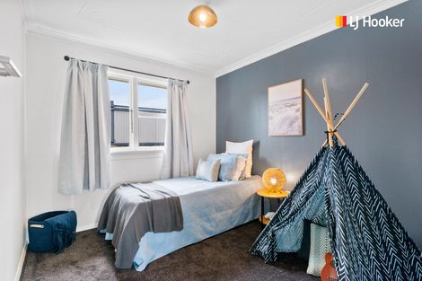 Photo of property in 1 Glendevon Place, Vauxhall, Dunedin, 9013