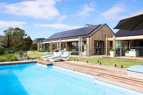 Photo of property in 23 Te Auhi Way, Welcome Bay, Tauranga, 3112