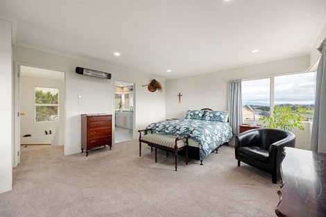 Photo of property in 21 Western Heights Drive, Western Heights, Hamilton, 3200