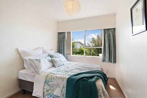 Photo of property in 2/14 Ensign Place, Hillcrest, Auckland, 0627