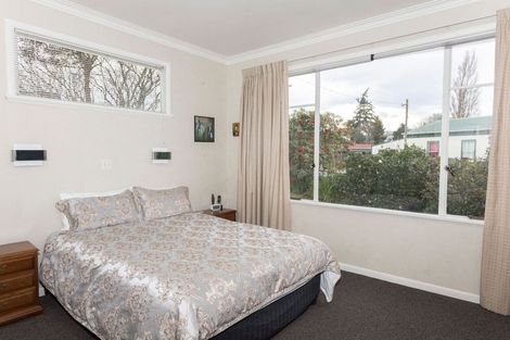 Photo of property in 40 Queen Street, Dannevirke, 4930