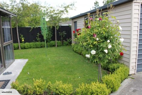 Photo of property in 2/46 Hollyford Avenue, Bryndwr, Christchurch, 8053