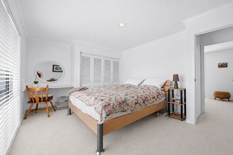Photo of property in 120 Walter Strevens Drive, Conifer Grove, Takanini, 2112