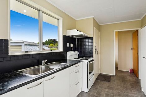 Photo of property in 23 Fisher Place, Carterton, 5713