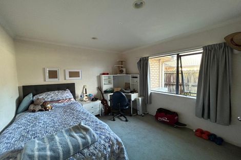 Photo of property in 21 Caltra Place, East Tamaki, Auckland, 2016