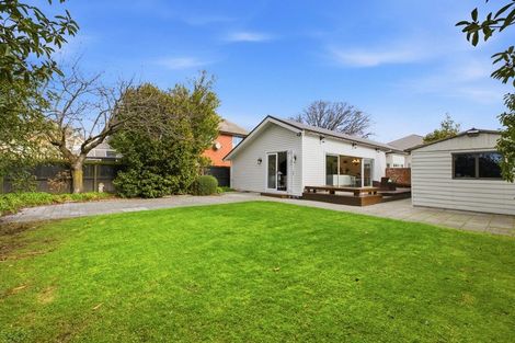 Photo of property in 8 Idris Road, Fendalton, Christchurch, 8052