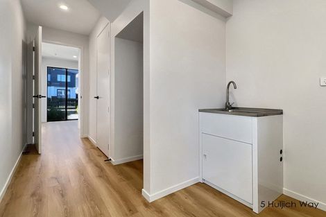 Photo of property in 5 Huljich Way, Hobsonville, Auckland, 0616