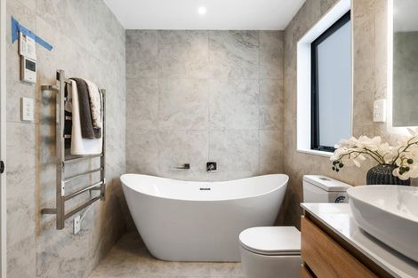 Photo of property in 7 Sagitta Drive, Flat Bush, Auckland, 2019