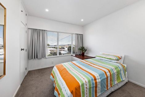 Photo of property in 121 Wallace Road, Mangere Bridge, Auckland, 2022