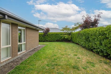Photo of property in 8 Gosling Crescent, Halswell, Christchurch, 8025