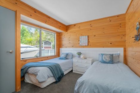 Photo of property in 21 Homestead Lane, Cooks Beach, Whitianga, 3591