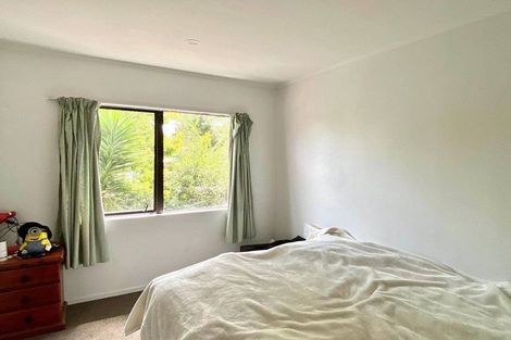 Photo of property in 1/13 Trengove Place, West Harbour, Auckland, 0618