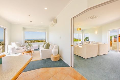 Photo of property in 15 Kavanagh Road, Hospital Hill, Napier, 4110