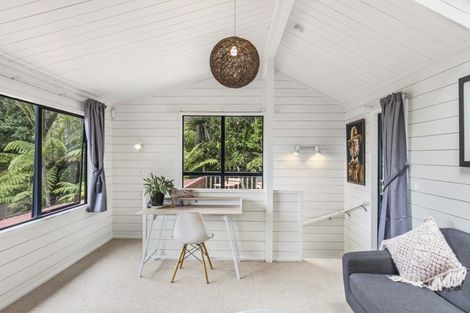 Photo of property in 98 Hadfield Street, Beach Haven, Auckland, 0626