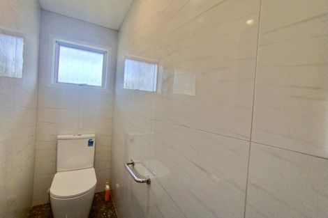 Photo of property in 2/19 Charntay Avenue, Clover Park, Auckland, 2019