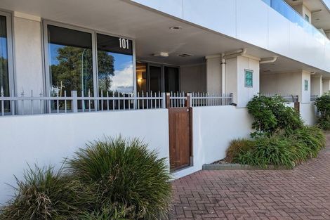 Photo of property in Anchorage Apartments, 101/36 Victoria Road, Mount Maunganui, 3116