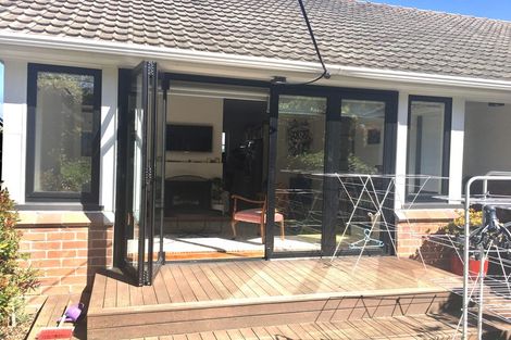 Photo of property in 261 Lake Road, Belmont, Auckland, 0622