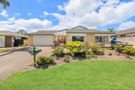 Photo of property in 75 Tington Avenue, Wattle Downs, Auckland, 2103