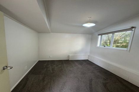 Photo of property in 74 Kervil Avenue, Te Atatu Peninsula, Auckland, 0610
