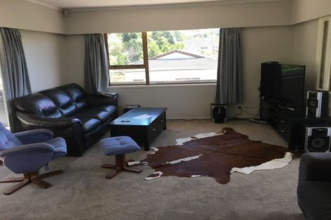 Photo of property in 56 Ravenwood Drive, Forrest Hill, Auckland, 0620