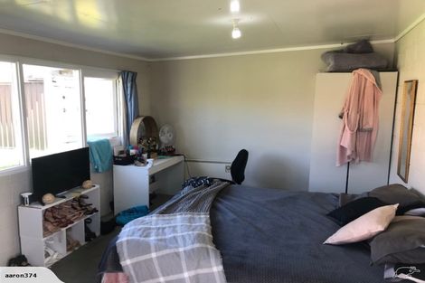 Photo of property in 1 Snead Place, Hamilton East, Hamilton, 3216