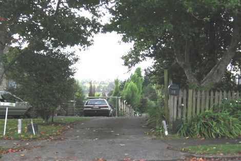 Photo of property in 10 George Herring Place, Glen Eden, Auckland, 0602