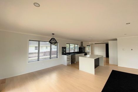 Photo of property in 67 Waipani Road, Te Atatu Peninsula, Auckland, 0610