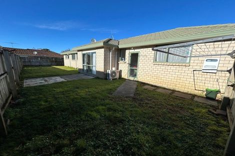 Photo of property in 44 Kayes Road, Pukekohe, 2120