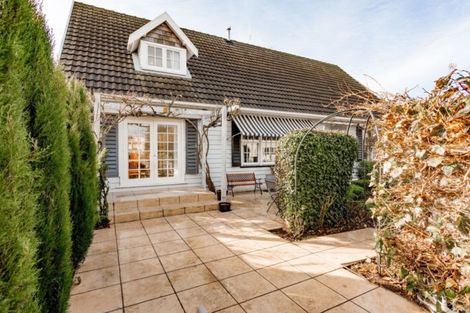 Photo of property in 1/414 Memorial Avenue, Burnside, Christchurch, 8053