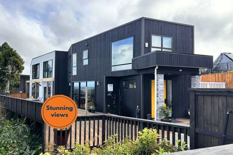 Photo of property in 645-649 South Titirangi Road, Titirangi, Auckland, 0604