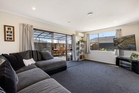 Photo of property in 2/419 Maunganui Road, Mount Maunganui, 3116