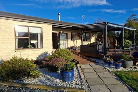 Photo of property in 5 Hillview Place, Pleasant Point, 7903