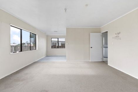 Photo of property in 1/12 Templeton Place, Clendon Park, Auckland, 2103