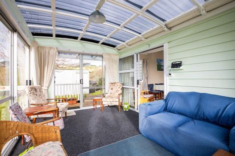 Photo of property in 16 Mimi Road, Mimi, Urenui, 4377