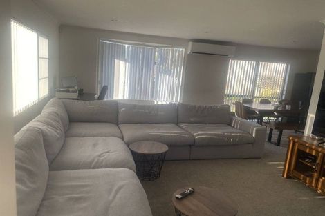 Photo of property in 19 Limerick Place, Dannemora, Auckland, 2016