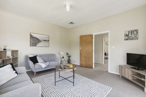 Photo of property in 44 Raroa Terrace, Tawa, Wellington, 5028