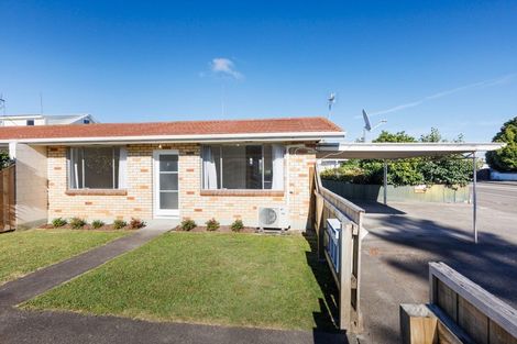 Photo of property in 4/120 Featherston Street, Palmerston North, 4410