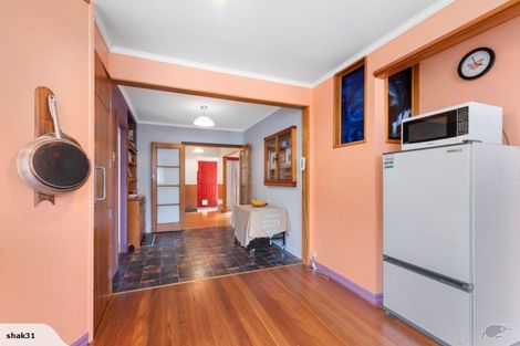 Photo of property in 2 Somme Road, Silverstream, Upper Hutt, 5019