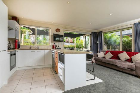 Photo of property in 7 Thomas Hamer Place, Greenhithe, Auckland, 0632