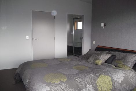 Photo of property in 217 Mark Avenue, Grenada Village, Wellington, 6037