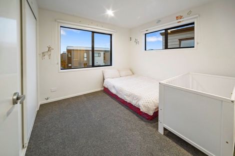 Photo of property in 76 Jacks Landing Drive, Hamilton Lake, Hamilton, 3204