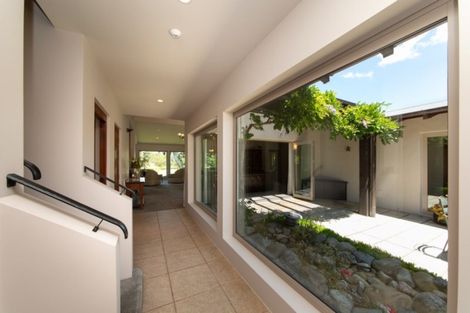 Photo of property in 12 Pastoral Lane, Hokowhitu, Palmerston North, 4410