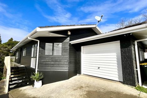 Photo of property in 1/85 Verran Road, Birkenhead, Auckland, 0626