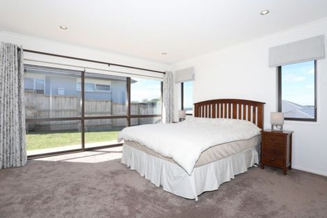 Photo of property in 68 Manuel Road, Silverdale, 0932