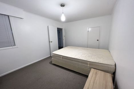 Photo of property in 1/60 Becroft Drive, Forrest Hill, Auckland, 0620