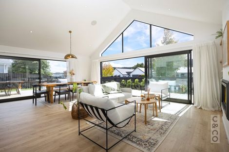 Photo of property in 7 Robert Might Road, Kumeu, 0810