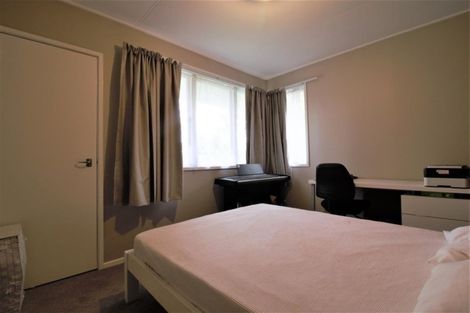 Photo of property in 16 Matai Street, Waiuku, 2123